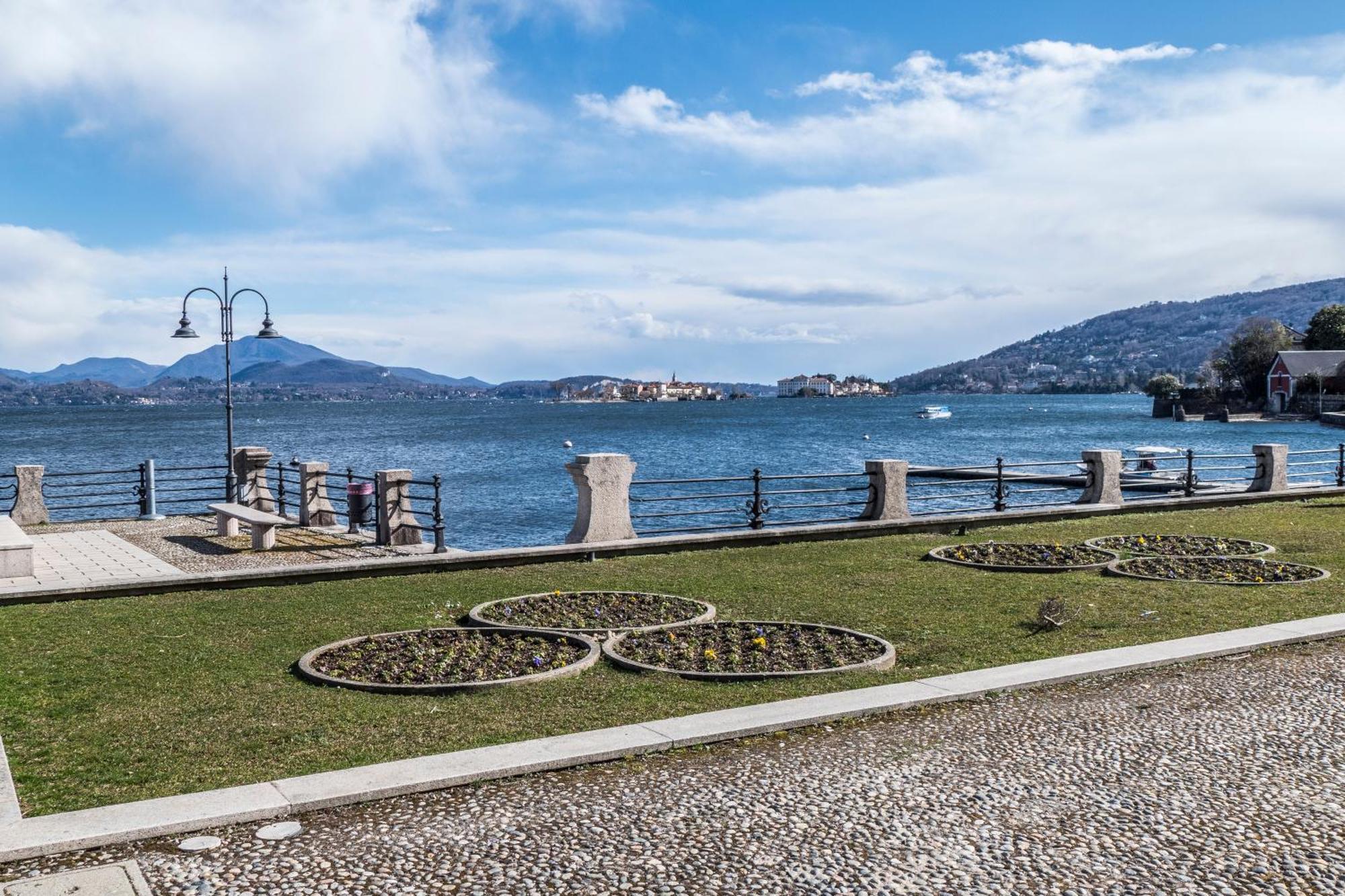 Sunset In Baveno - Happy Rentals Luaran gambar